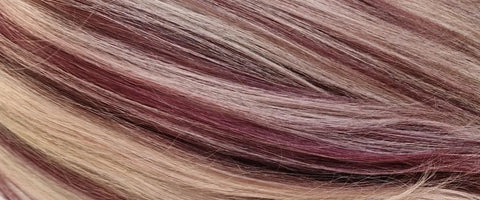 hair colour trends 2026 / calico-lite, peekaboo hair & bold red